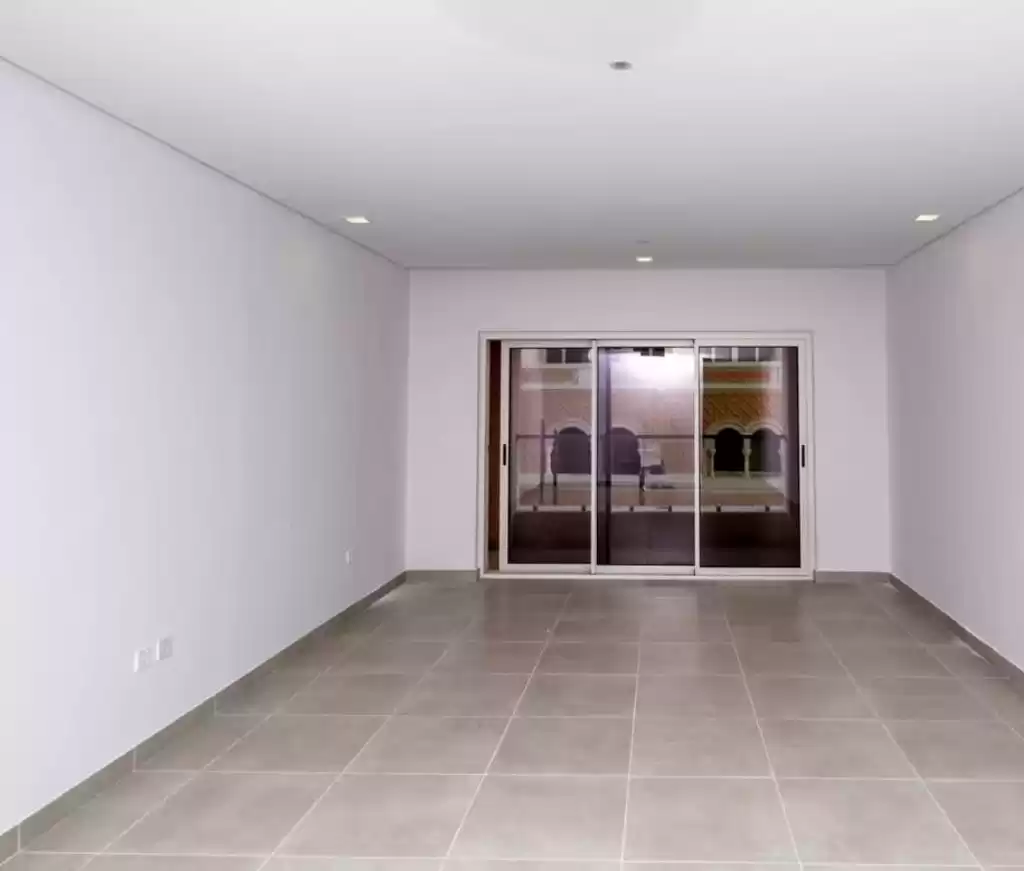 Résidentiel Propriété prête Studio U / f Appartement  à vendre au Al-Sadd , Doha #20403 - 1  image 