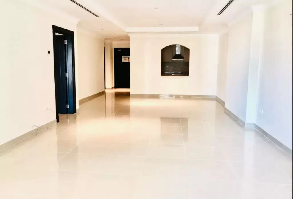 Residential Ready Property 1 Bedroom S/F Apartment  for rent in The-Pearl-Qatar , Doha-Qatar #20447 - 1  image 