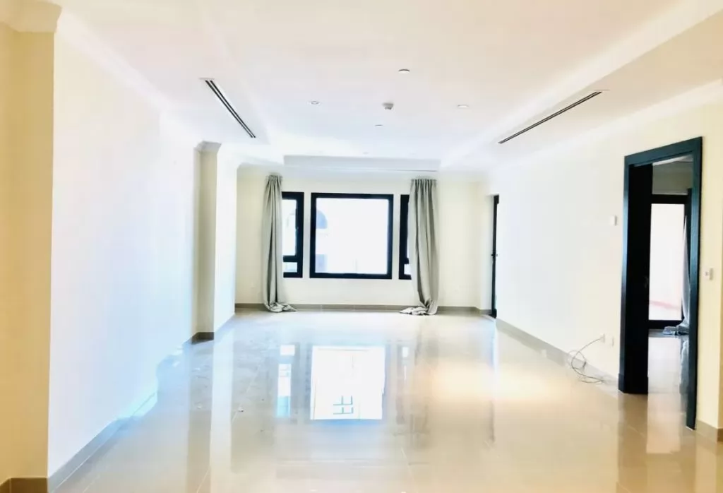 Residential Property 2 Bedrooms U/F Apartment  for rent in The-Pearl-Qatar , Doha-Qatar #20450 - 1  image 