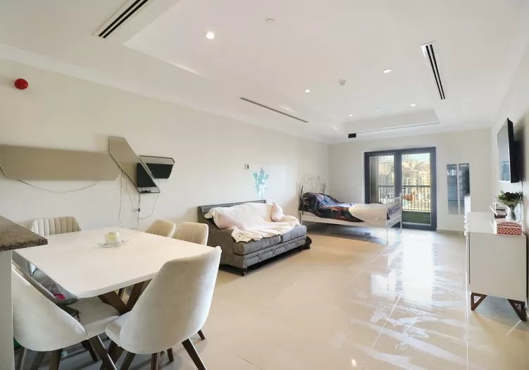 Résidentiel Propriété prête Studio F / F Appartement  à vendre au Al-Sadd , Doha #20454 - 1  image 
