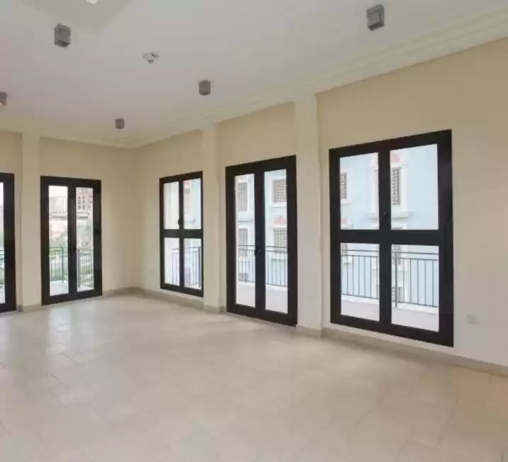 Residential Ready Property 3 Bedrooms U/F Apartment  for sale in Al Sadd , Doha #20478 - 1  image 