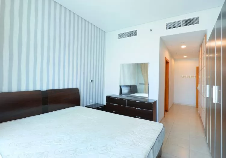 Residential Ready Property 2 Bedrooms F/F Apartment  for sale in The-Pearl-Qatar , Doha-Qatar #20484 - 1  image 