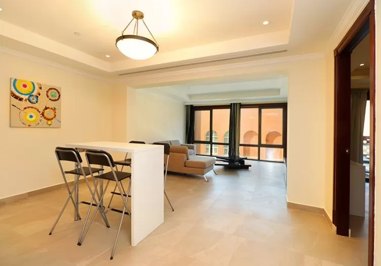 Residential Ready Property 1 Bedroom S/F Apartment  for sale in The-Pearl-Qatar , Doha-Qatar #20487 - 2  image 
