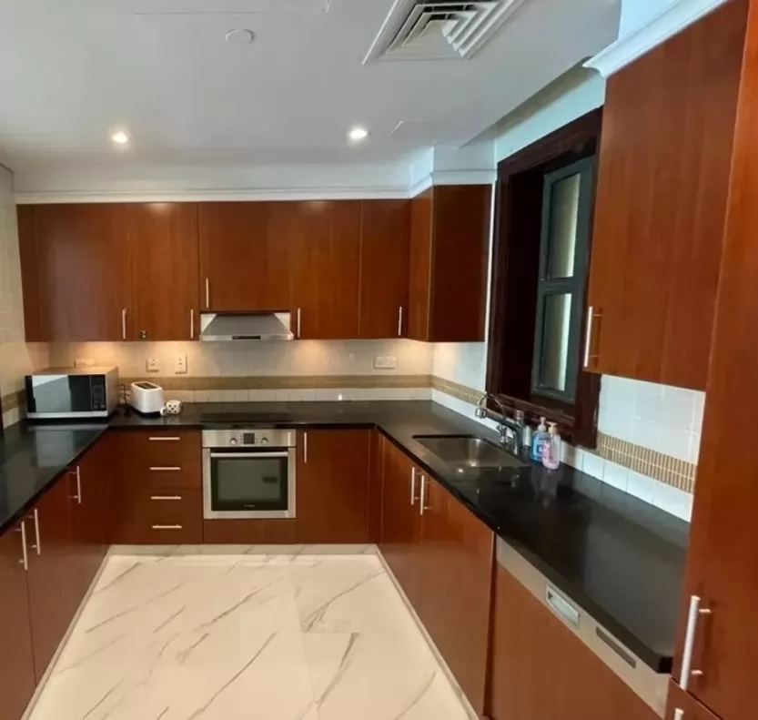 Residential Ready Property 1 Bedroom F/F Apartment  for rent in The-Pearl-Qatar , Doha-Qatar #20527 - 1  image 