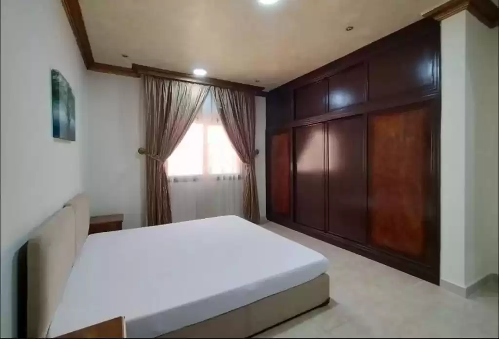 Residencial Listo Propiedad 2 dormitorios F / F Apartamento  alquiler en al-sad , Doha #20530 - 1  image 