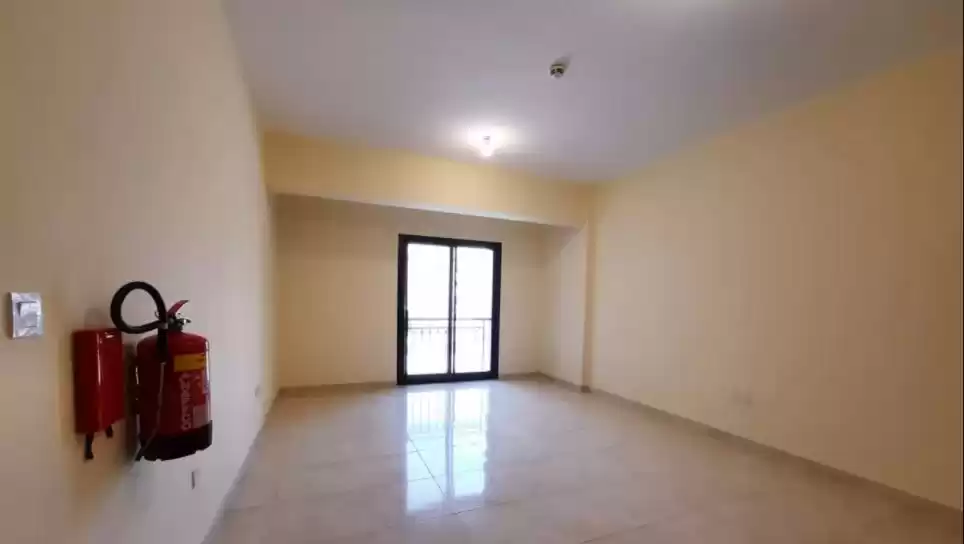 Résidentiel Propriété prête 1 chambre S / F Appartement  à vendre au Al-Sadd , Doha #20583 - 1  image 