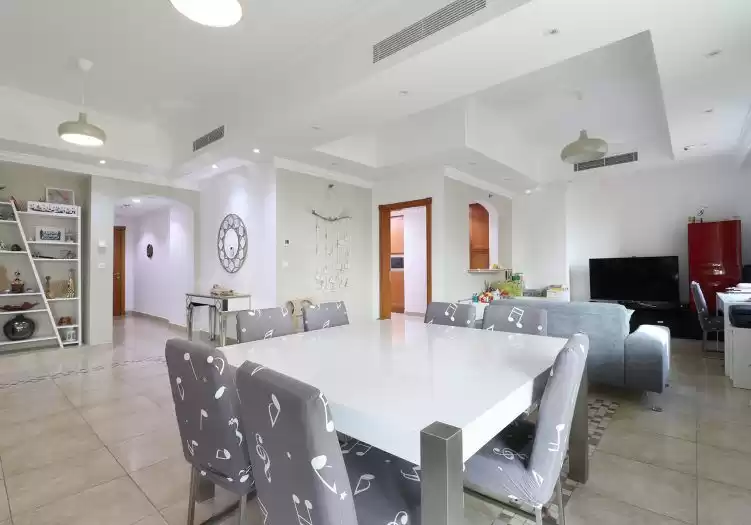 Résidentiel Propriété prête 3 chambres F / F Appartement  à vendre au Al-Sadd , Doha #20615 - 1  image 
