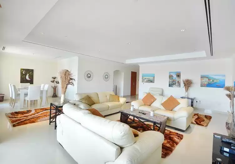 Residential Ready Property 3 Bedrooms S/F Apartment  for sale in Al Sadd , Doha #20623 - 1  image 