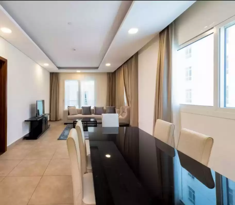 Wohn Klaar eigendom 2 Schlafzimmer F/F Wohnung  zu vermieten in Al Sadd , Doha #20631 - 1  image 
