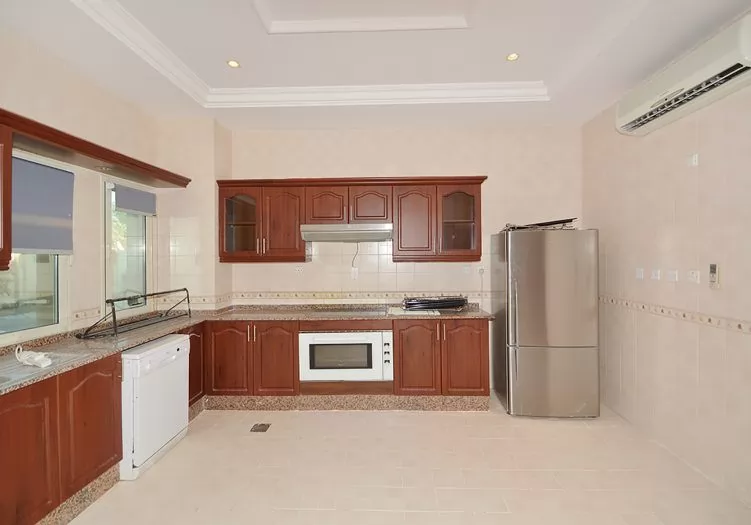 Residential Property 4 Bedrooms S/F Standalone Villa  for rent in Doha-Qatar #20709 - 3  image 