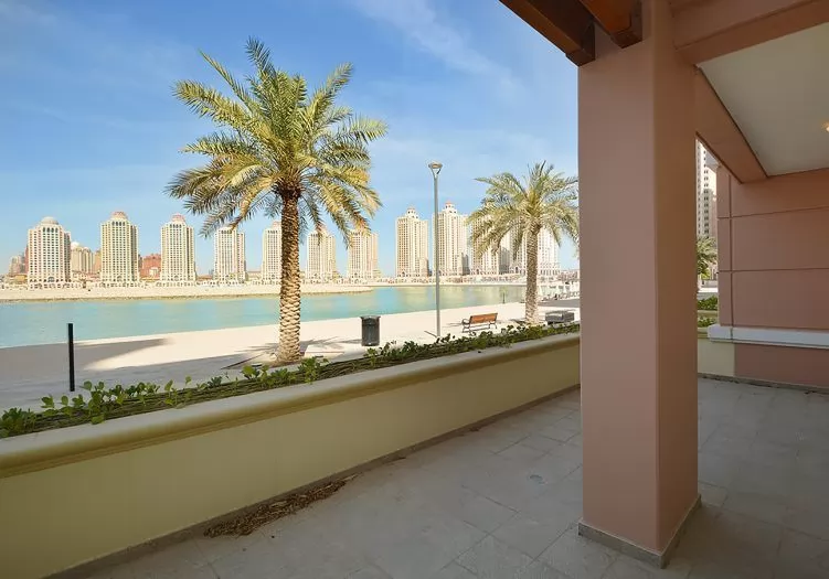 Residential Ready Property 1 Bedroom F/F Townhouse  for rent in Doha-Qatar #20764 - 1  image 