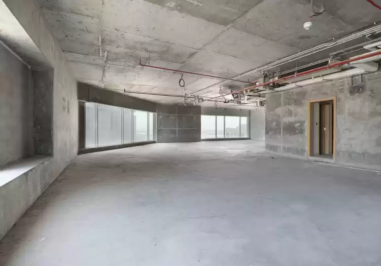 Comercial Listo Propiedad F / F Oficina  alquiler en Doha #20780 - 1  image 