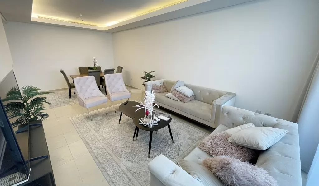 Residential Ready Property 2 Bedrooms F/F Apartment  for rent in Doha-Qatar #20874 - 1  image 