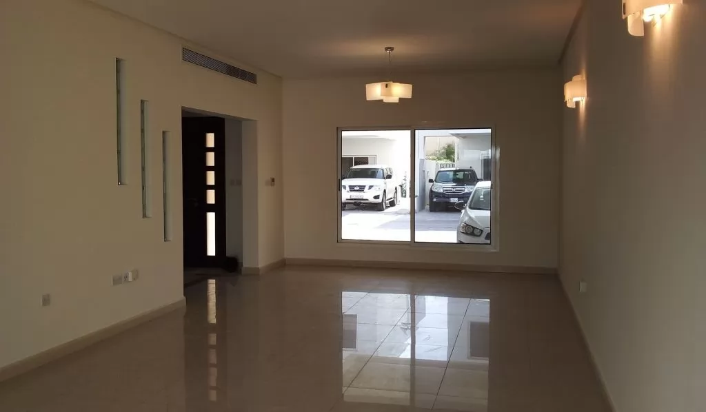 Residential Ready Property 4 Bedrooms S/F Apartment  for rent in Al-Waab , Doha-Qatar #20882 - 1  image 