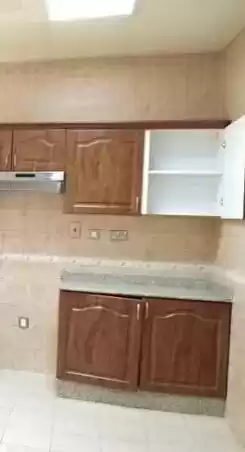 Residential Ready Property 3 Bedrooms U/F Compound  for rent in Al Sadd , Doha #20924 - 1  image 