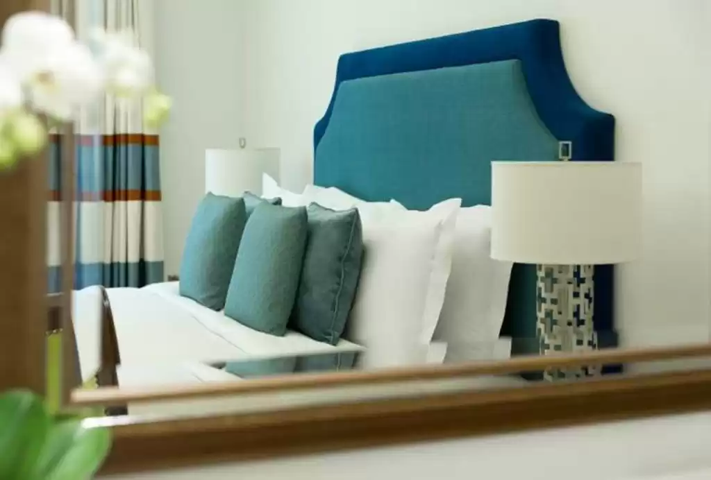yerleşim Hazır Mülk 1 yatak odası F/F Apartman  kiralık içinde Doha #20948 - 1  image 