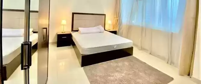 Wohn Klaar eigendom 2 + Magd Schlafzimmer F/F Wohnung  zu vermieten in Al Sadd , Doha #20993 - 1  image 