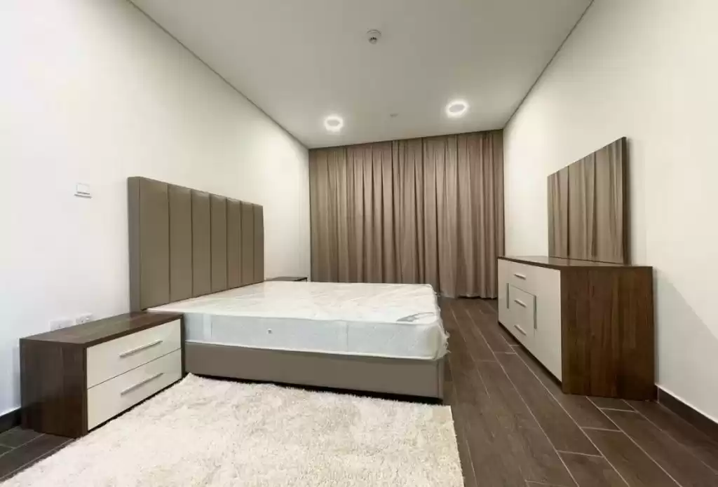 Résidentiel Propriété prête 2 + femme de chambre F / F Appartement  a louer au Al-Sadd , Doha #21043 - 1  image 