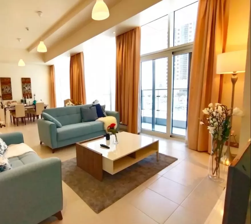 Residencial Listo Propiedad 3 + habitaciones de servicio F / F Apartamento  alquiler en al-sad , Doha #21053 - 1  image 
