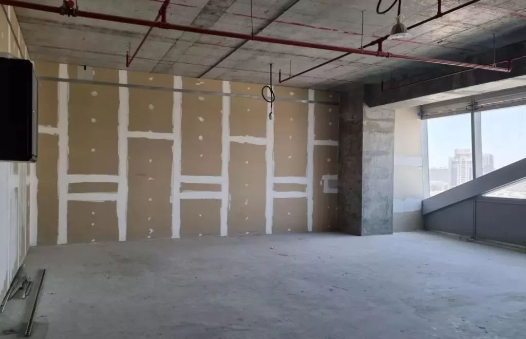 Коммерческий Оболочка и ядро Н/Ф Офис  в аренду в Аль-Садд , Доха #21090 - 1  image 