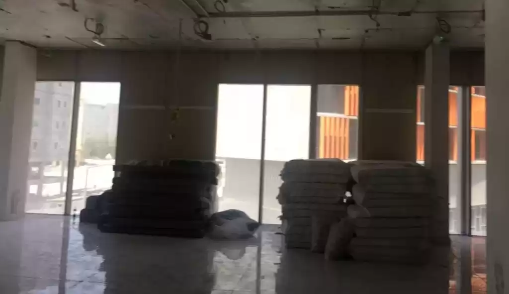 تجاری پوسته و هسته U/F دفتر  برای اجاره که در السد , دوحه #21094 - 1  image 