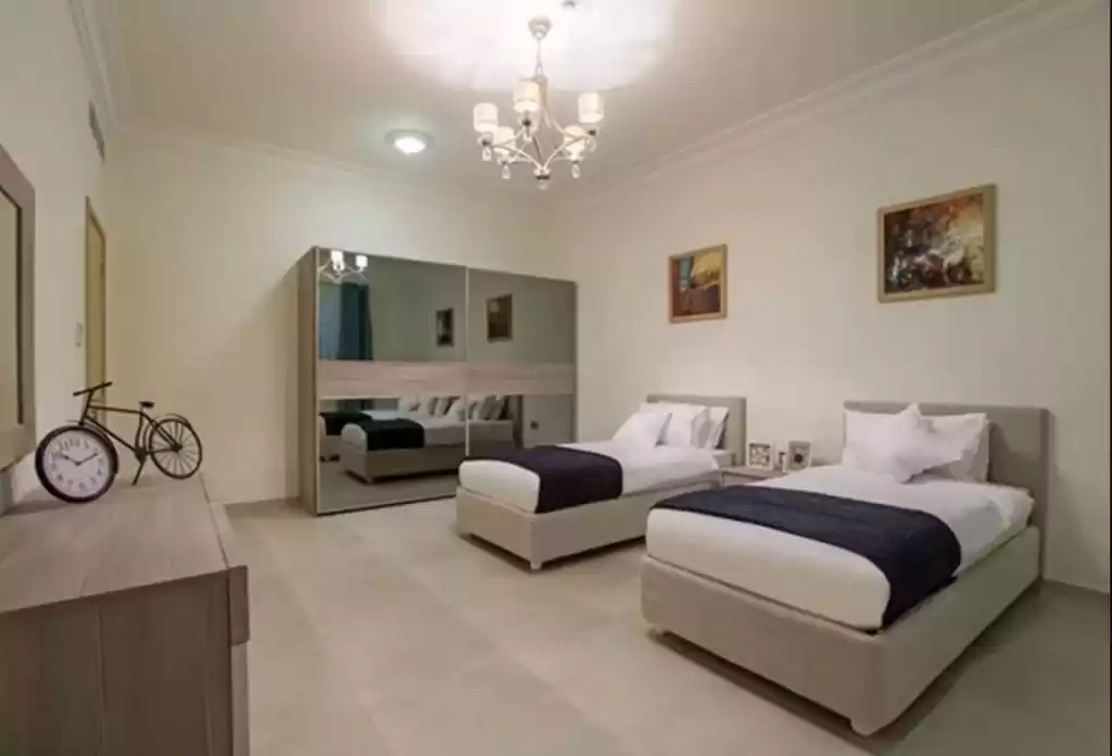 yerleşim Hazır Mülk 2 yatak odası F/F Apartman  kiralık içinde Al Sadd , Doha #21126 - 1  image 