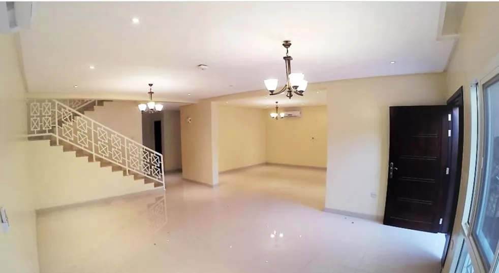 Residential Ready Property 4 Bedrooms S/F Villa in Compound  for rent in Fereej-Al-Amir , Doha-Qatar #21149 - 1  image 