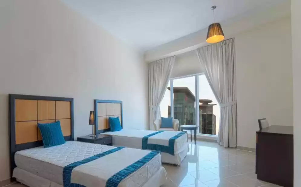 Residencial Listo Propiedad 3 + habitaciones de servicio F / F Apartamento  alquiler en al-sad , Doha #21163 - 1  image 