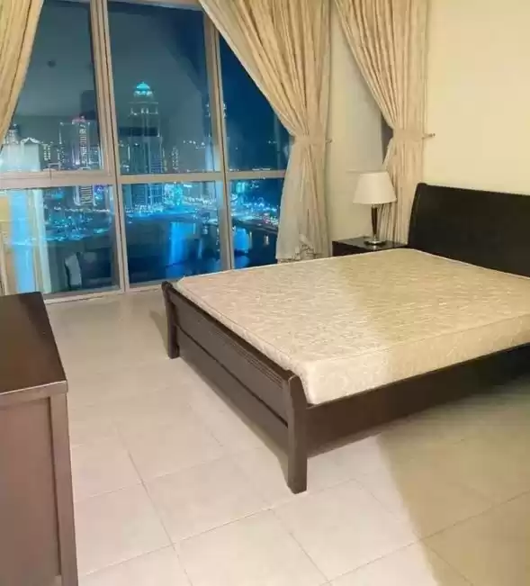 Wohn Klaar eigendom 2 Schlafzimmer S/F Wohnung  zu vermieten in Al Sadd , Doha #21167 - 1  image 