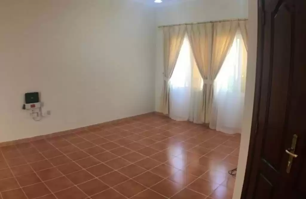 Résidentiel Propriété prête 3 chambres U / f Bungalow  à vendre au Al-Sadd , Doha #21222 - 1  image 