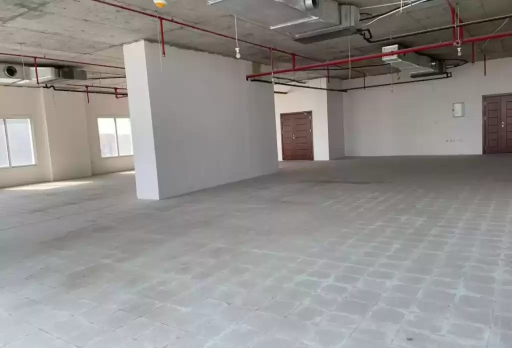 Commercial Shell & Core U/F Full Floor  for rent in Al Sadd , Doha #21285 - 1  image 