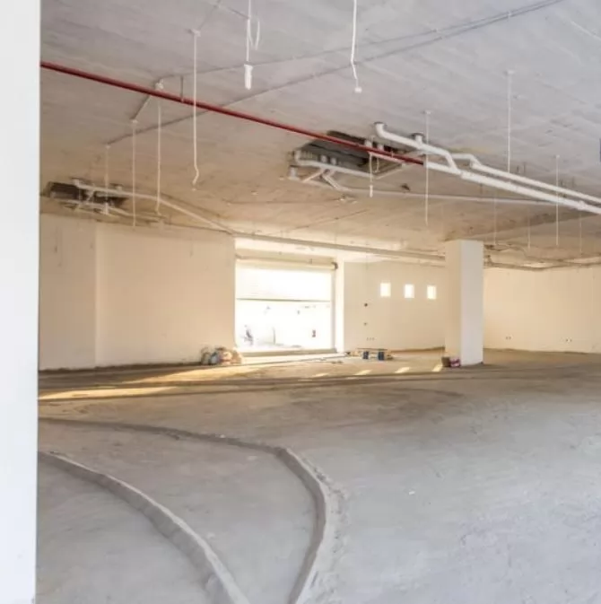 Mixed Use Ready Property U/F Retail  for rent in Doha #21431 - 1  image 