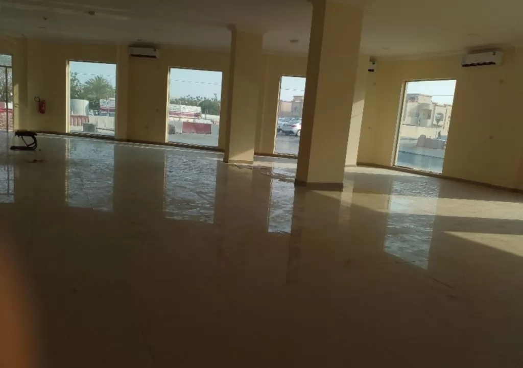 Смешанное использование Готовая недвижимость Н/Ф Магазин  в аренду в Аль-Садд , Доха #21453 - 1  image 