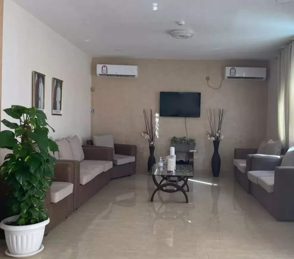 Смешанное использование Готовая недвижимость С/Ж Офис  продается в Доха #21463 - 1  image 