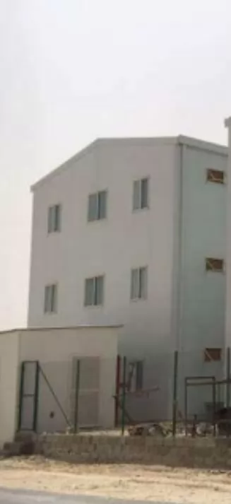 Смешанное использование Готовая недвижимость 7+ спален Н/Ф Размещение труда  в аренду в Аль-Садд , Доха #21497 - 1  image 