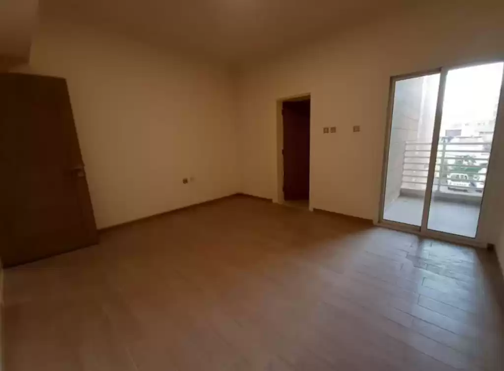 Mixed Use Ready Property 7+ Bedrooms U/F Labor Accommodation  for rent in Al Sadd , Doha #21498 - 1  image 