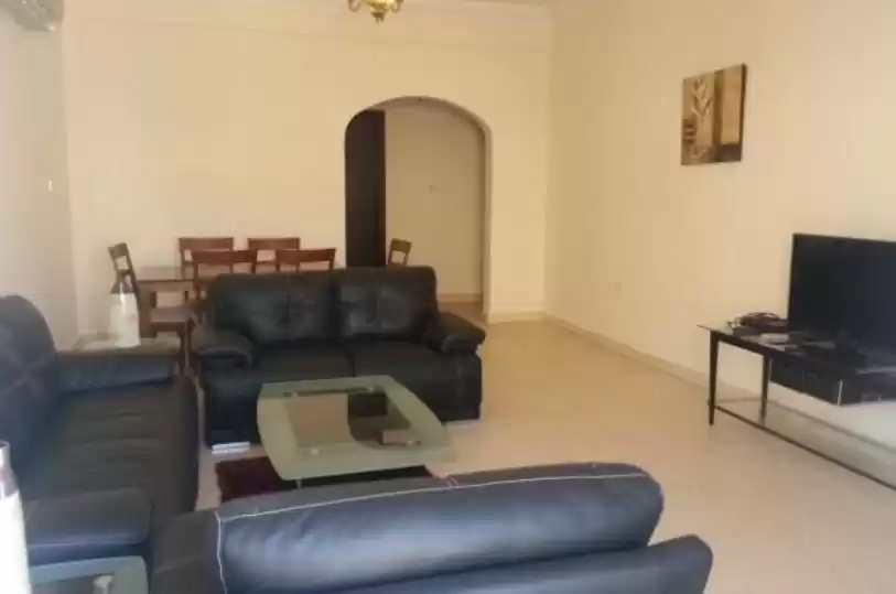 yerleşim Hazır Mülk 7+ Yatak Odası F/F Birleştirmek  satılık içinde Al Sadd , Doha #21542 - 1  image 
