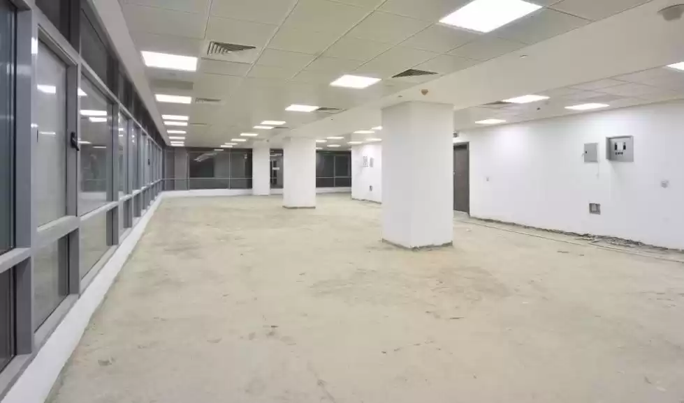 Коммерческий Оболочка и ядро Н/Ф Офис  в аренду в Аль-Садд , Доха #21550 - 1  image 