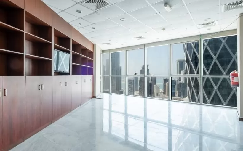 Commercial Ready Property S/F Full Floor  for rent in West-Bay , Al-Dafna , Doha-Qatar #21552 - 1  image 