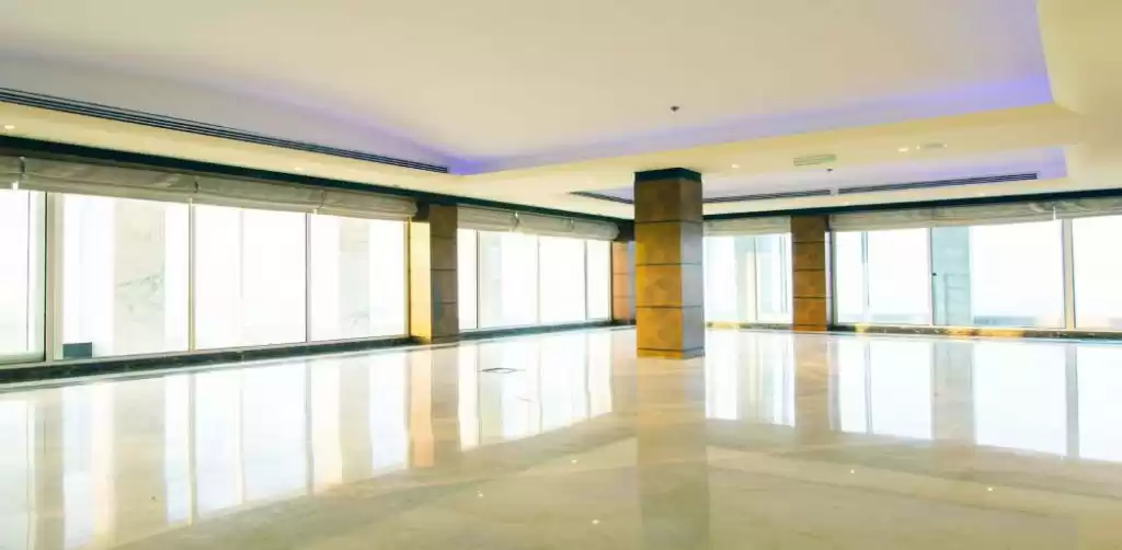 Коммерческий Готовая недвижимость Н/Ф Полный этаж  в аренду в Аль-Садд , Доха #21557 - 1  image 