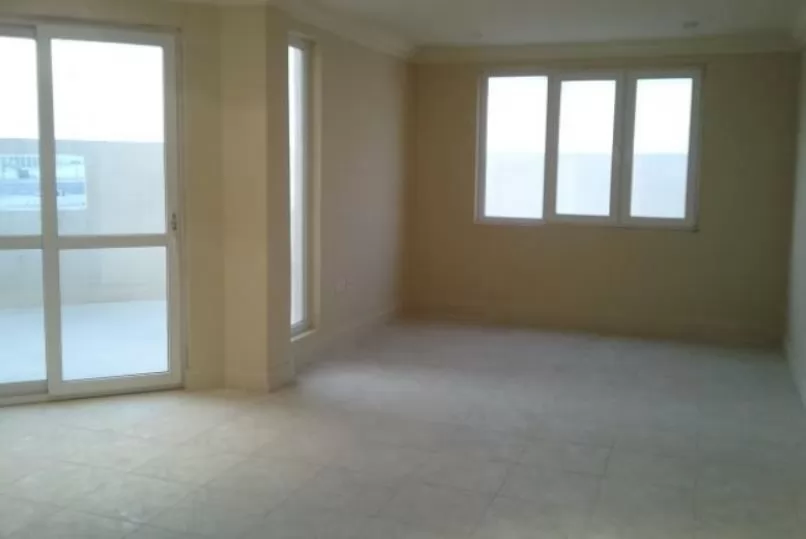 Mixed Use Ready Property 7+ Bedrooms U/F Compound  for sale in West-Bay , Al-Dafna , Doha-Qatar #21571 - 1  image 