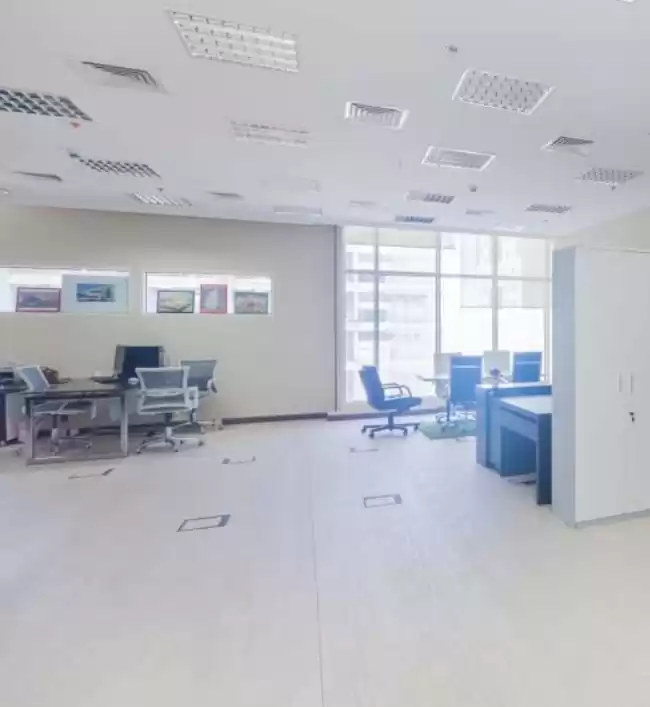 商业的 就绪物业 楼/楼 办公室  出租 在 萨德 , 多哈 #21598 - 1  image 