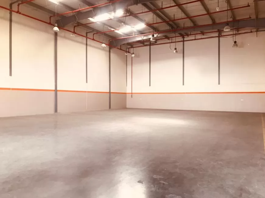 Mixed Use Ready Property U/F Warehouse  for rent in Al Sadd , Doha #21644 - 1  image 
