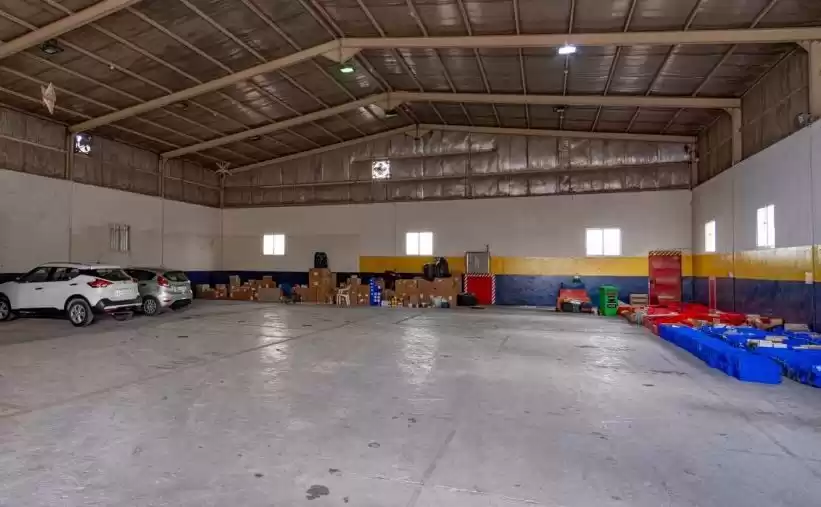 Commercial Ready Property U/F Warehouse  for rent in Al Sadd , Doha #21674 - 1  image 