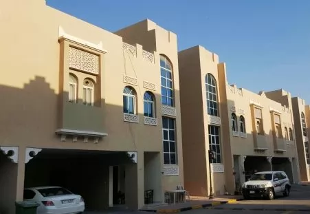 Коммерческий Готовая недвижимость Н/Ф Отдельная вилла  в аренду в Аль-Садд , Доха #21733 - 1  image 