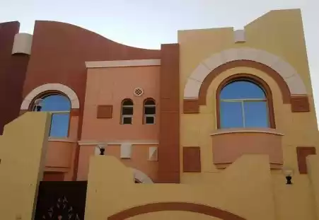 Reklam Hazır Mülk U/F Müstakil Villa  kiralık içinde Al Sadd , Doha #21735 - 1  image 