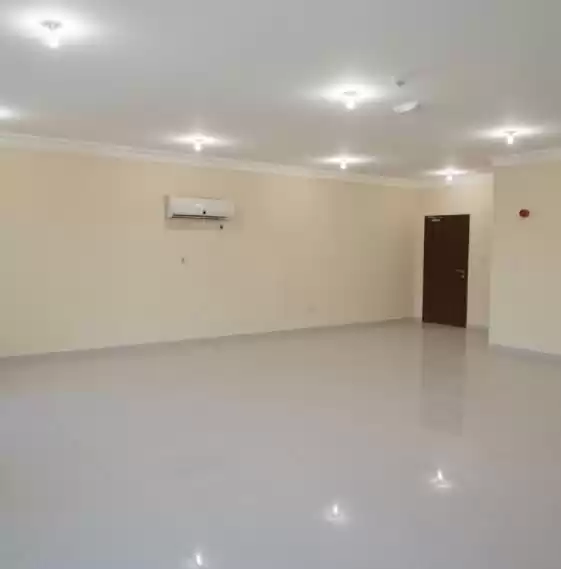 Commercial Ready Property U/F Office  for rent in Al Sadd , Doha #21750 - 1  image 