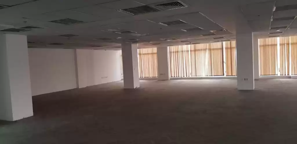 Commercial Ready Property U/F Office  for rent in Doha #21755 - 1  image 