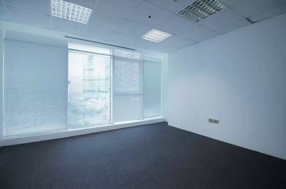 Commercial Ready Property U/F Office  for rent in Al Sadd , Doha #21774 - 1  image 
