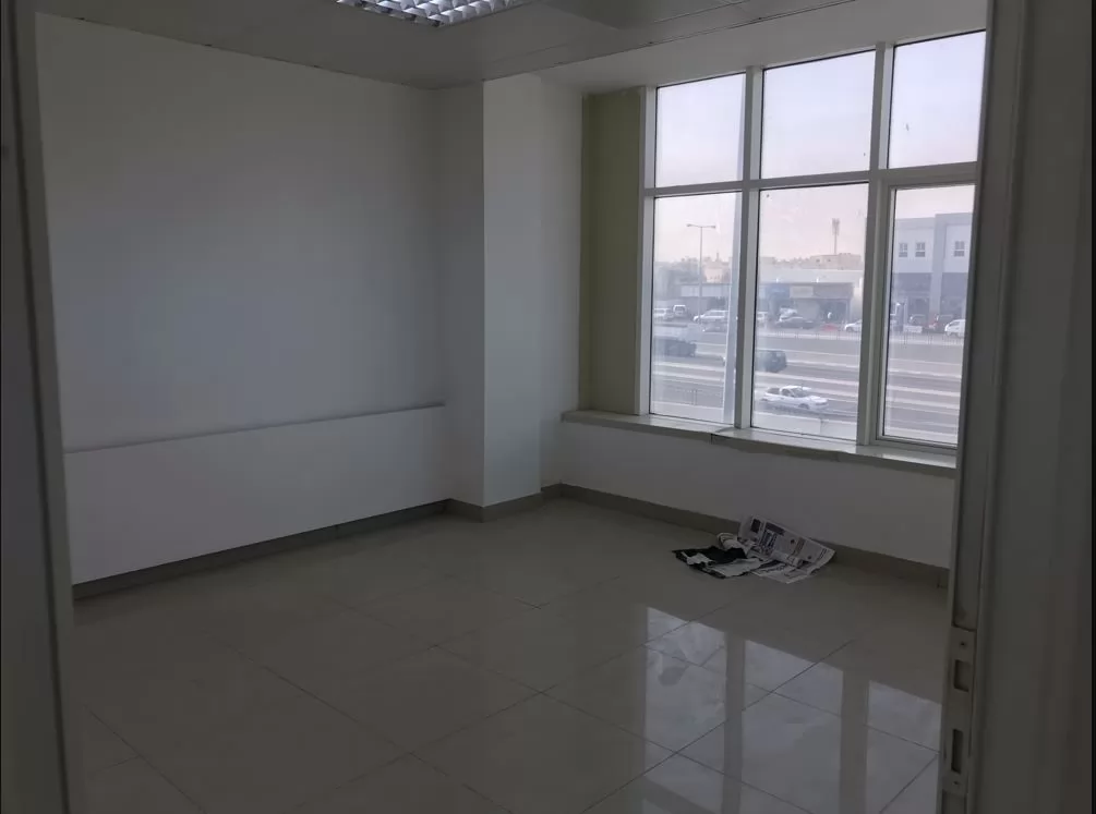 Commercial Ready Property U/F Office  for rent in Doha #21776 - 1  image 